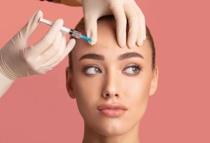 woman getting botox in forehead